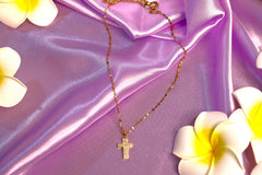 Sparkles4u Small Cross Necklaces for Women Simulated Diamond Cross Pendant Dainty Cross Necklace Cubic Zirconia Cross Necklace for Women